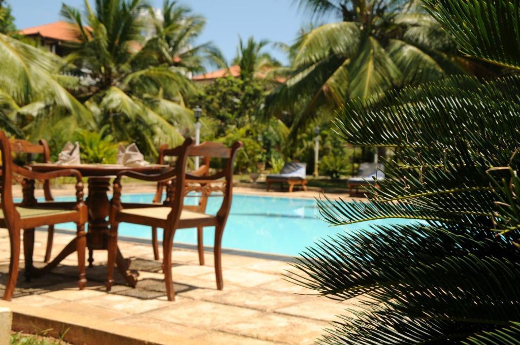 Hotel Lagoon Paradise Negombo Eksteriør billede